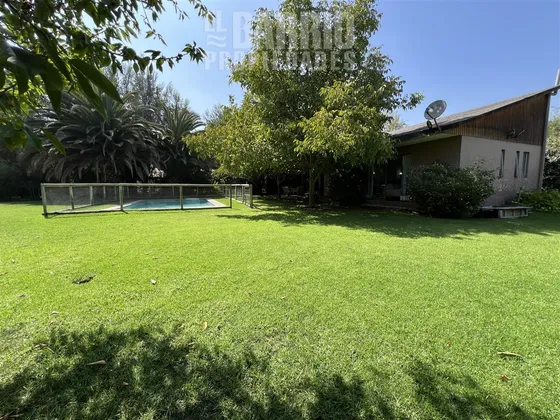 Casa En Venta De 3 Dorm. En Colina