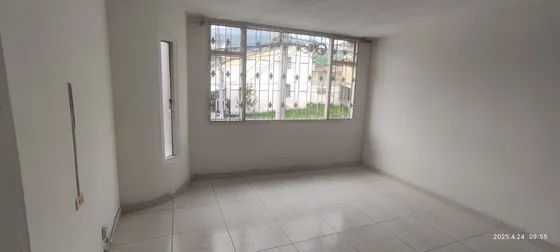 Apto 2 Hab. 750.000 Piso 2 Montebello, Al Lado Liceo San Agustin