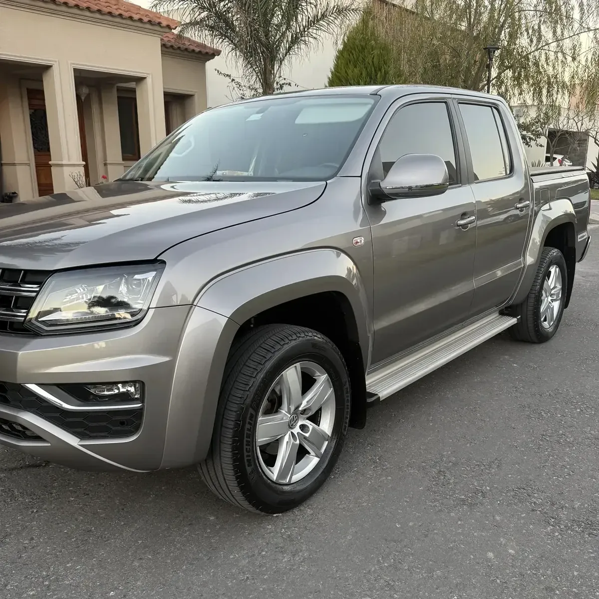 Volkswagen Amarok 2.0 CD TDI 180 HP 4x2 Highline Pack AT