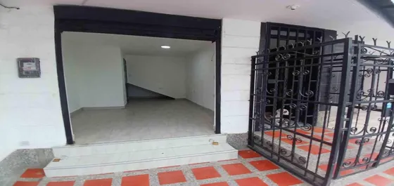 Local En Arriendo Ubicado En Medellin Sector Belen Los Alpes (25543).