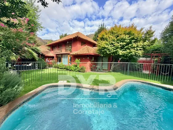 Casa En Venta Los Trapenses 5 Dorms 4 Baños