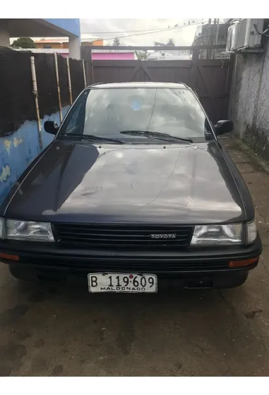 Toyota Corona 2.0 Gli