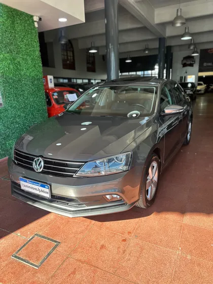 Volkswagen Vento 1.4 Comfortline 150cv