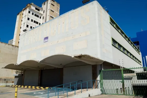 Local Comercial Multiproposito, Ferrodomus
