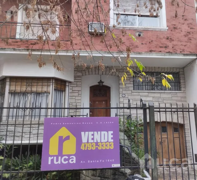 Casa En Venta , En La Lucila , En Vicente López.