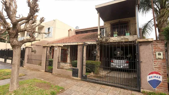 Casa En Venta En La Union Con Piscina Y Parque