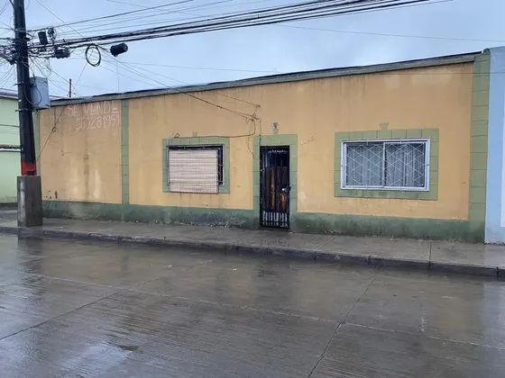 Oportunidad!! 2 Casas Independientes En 180m2, Independencia
