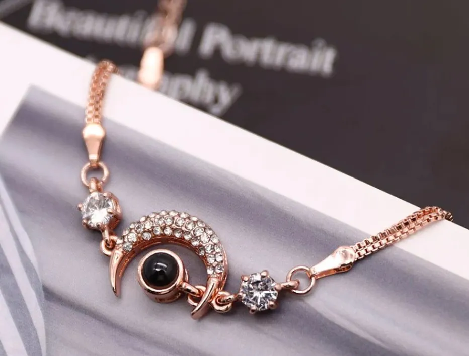Pulsera Mujer Luna 100 Idiomas Te Amo Brazalete Dorado Rosa