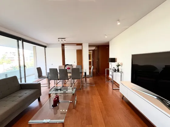 Arriendo Minimo 1 Año - Amoblado, Silencioso, A Pasos Metro