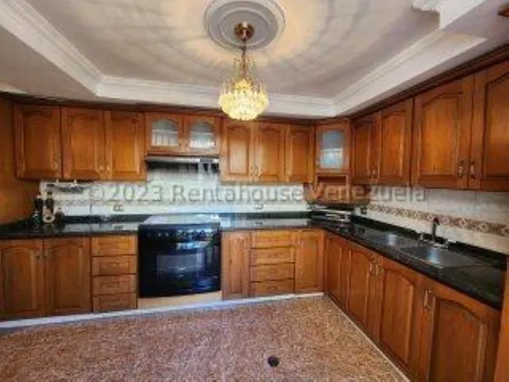 Milagros Inmuebles Casa Venta Cabudare Lara Av Intercomunal Barquisimeto Acarigua Villa Roca Economica Residencial Economico Código Inmobiliaria Rent-a-house  25-7688