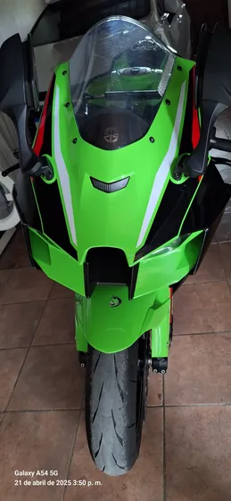 Kawasaki Zx10