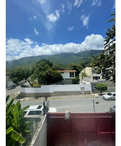 Alquilo Anexo 300m2 Altamira 3181