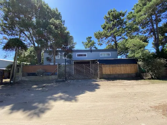 Galpon Con Vivienda