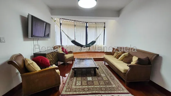 Lindo Apartamento Amoblado Los Naranjos De Las Mercedes 25-20144 Ar