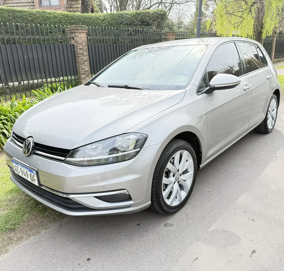 Volkswagen Golf 1.4 Comfortline TSI DSG