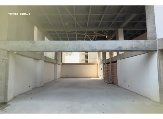 Renta Local Comercial  En La Avenida 30 De Agosto Pereira