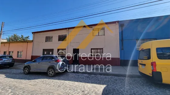 Amplia Casa En Av. Santos Ossa Valparaíso 5d/2b1e 197/115m2