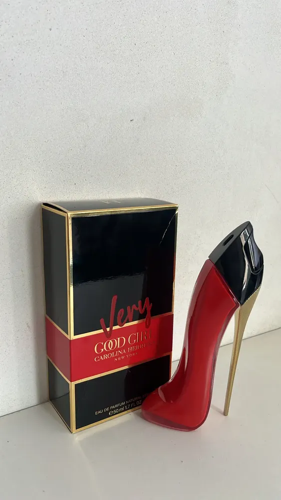Carolina Herrera Very Good Girl EDP 30ml para feminino | Frete grátis