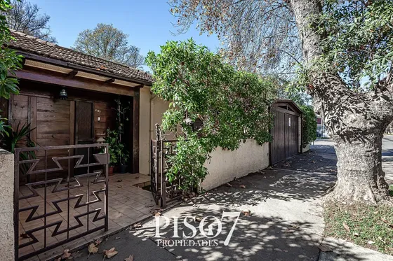 Oportunidad, Acogedora Casa Con Piscina