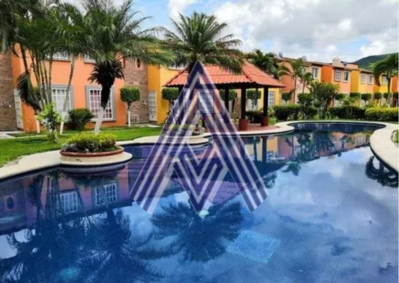 Venta De Casa En Jiutepec Fracionamiento Valle Verde
