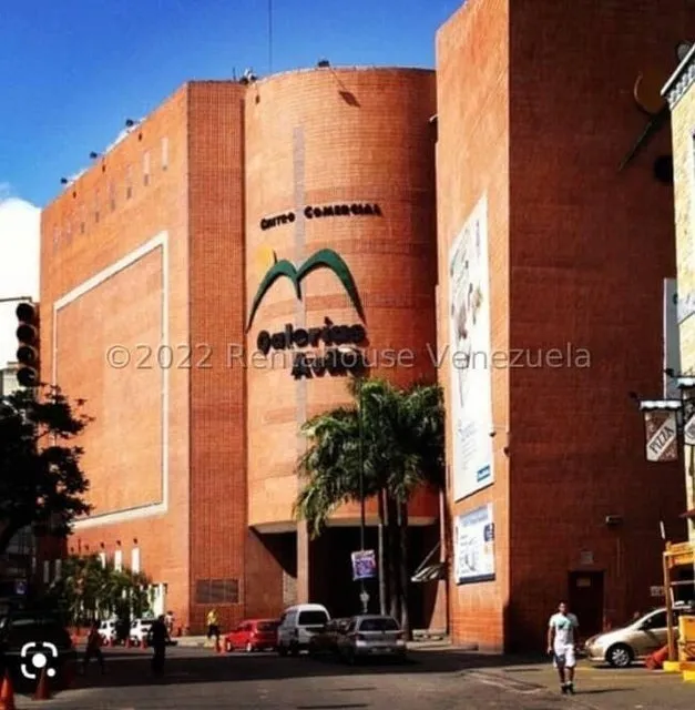 Local Comercial En Alquiler En La Candelaria (25-14238) / Hairol Gutierrez