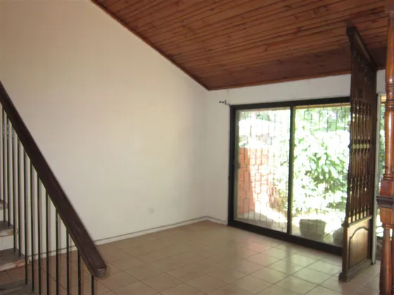 Casa Para Remodelar En Venta De 3 Dorm. En Las Condes