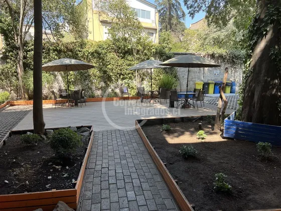 Espectacular Casona Para Oficinas En Venta En Providencia