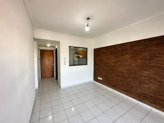 Departamento En  Alquiler En Escobar
