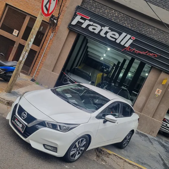 Nissan Versa 1.6 Advance At