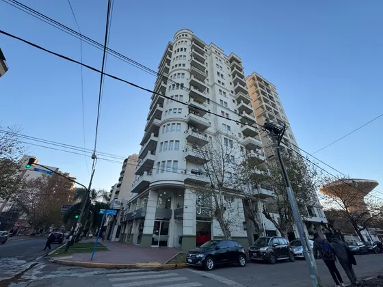 Alquiler Dpto 3 Ambientes Con Cochera En Caseros