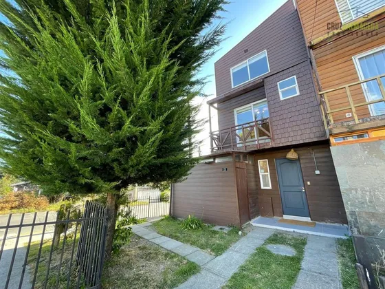 Casa En Venta De 3 Dorm. En Puerto Varas