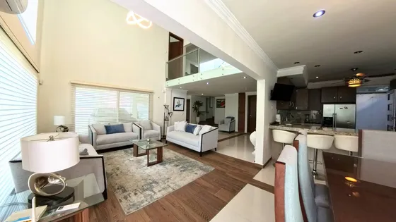 Casa En Alejandro Dumas 1000