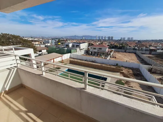 Casa Rosario De Peñuelas Sin Amoblar, Año Corrido.