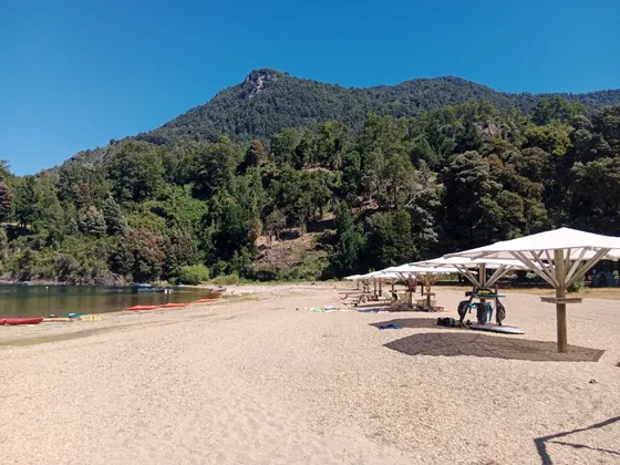 Dos Terrenos Con Casa A Pasos De La Playa