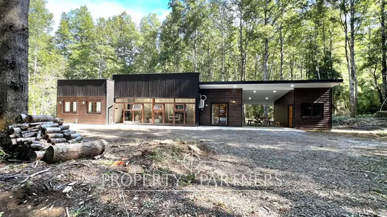 Casa En Condominio, Con Acceso A Río