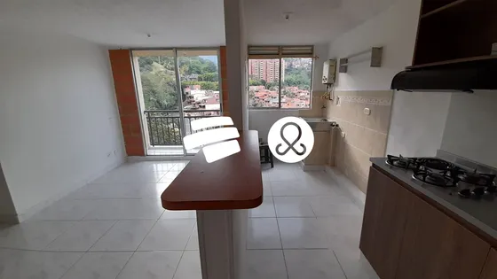 Apartamento En Venta En Rodeo Alto Con Parqueadero