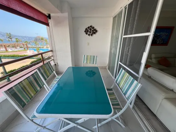 Departamento En Condominio Bugambilias Acapulco Dorado