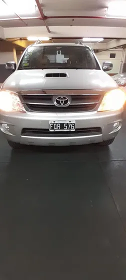 Toyota Hilux Sw4 3.0 Srv Cuero At