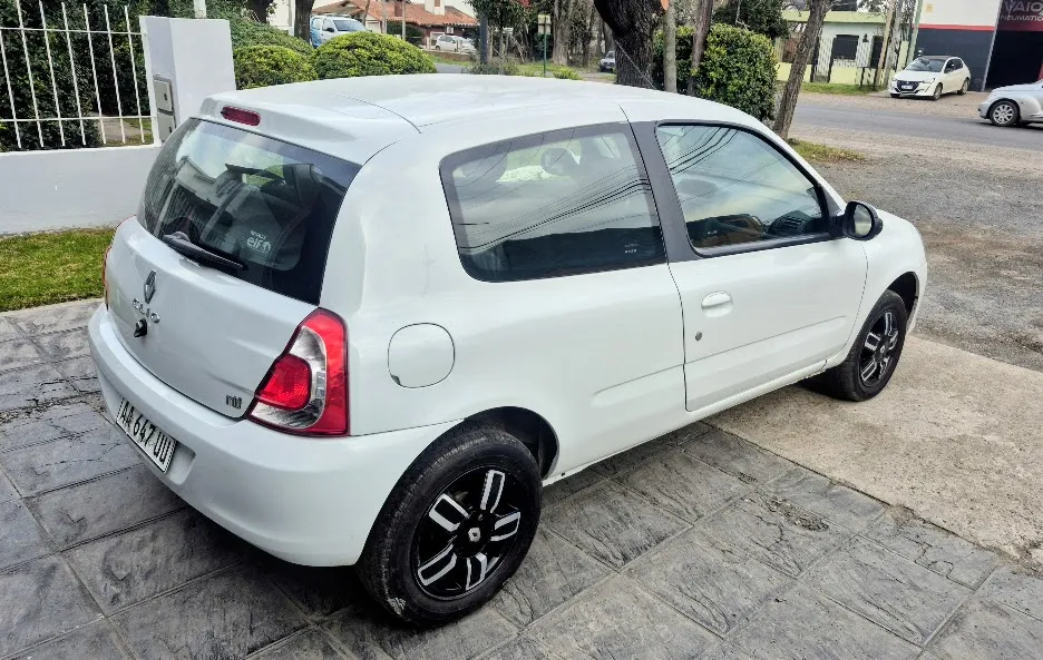 Renault Clio 1.2 Mio Confort Pack560767033222123521