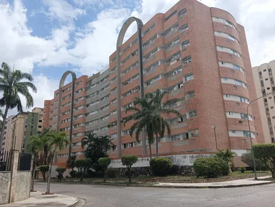 Mh Apartamento En Venta Res Madrid 163 Mts2 Pozo De Agua Para Remodelar