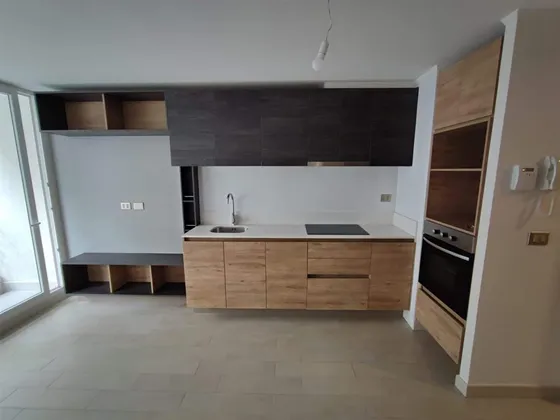 Departamento En Arriendo De 2 Dorm. En Santiago- Metro S L