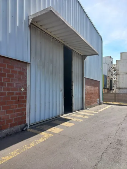 Bodegas 1.400 M2 A 2.800 M2