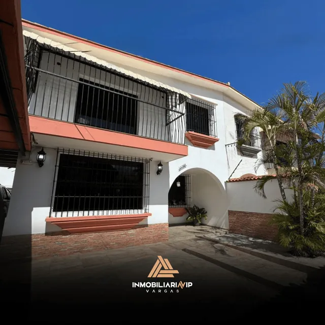 Ref 010 - 792  Grupo Inmobiliaria Vip Te Ofrece Acogedora Casa En Venta Ubicado En Los Corales - Estado La Guaira