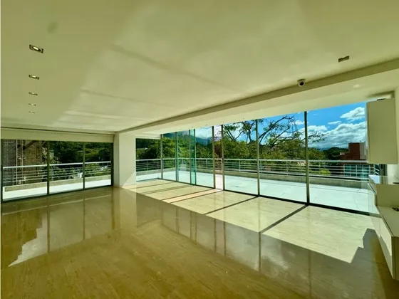 Se Vende/ Alquila Ph 233m2 3h+s/4b4p Country Club