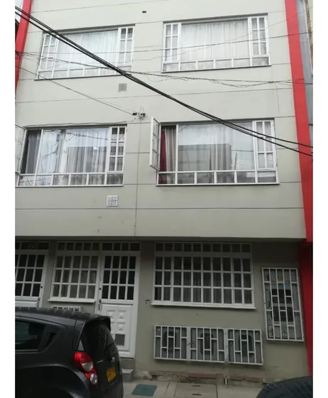 Vendo De Edificio De Apartamentos En Subazar 