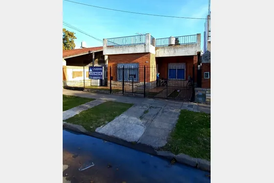 Casa  En Venta En Moron