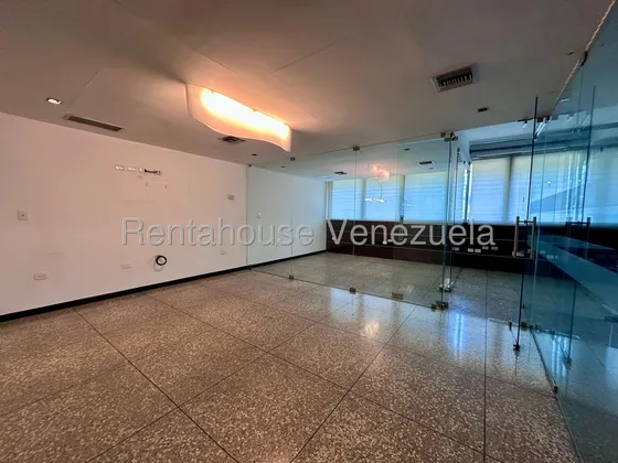 Oficina En Alquiler La Trinidad 