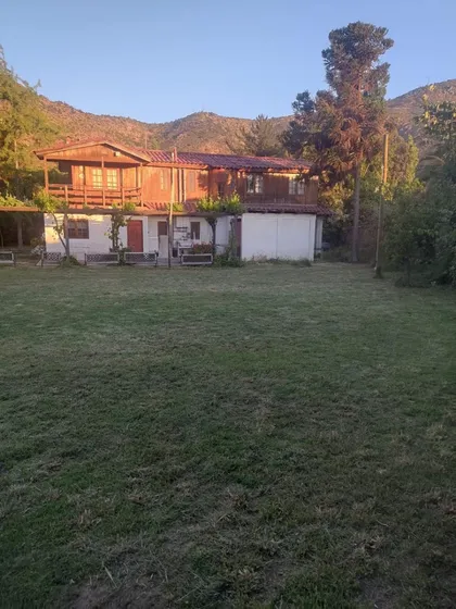 Excelente Parcela Casas Y Local Comercial 