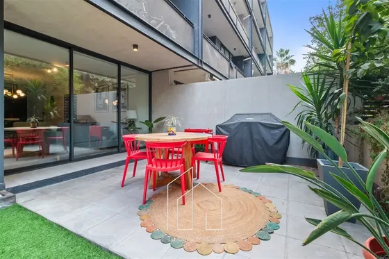 Gran Departamento En Venta, Con Jardin, 2d 2b. En Ñuñoa
