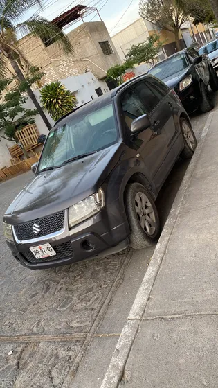 Suzuki Grand Vitara 2.4 Gl L4 At